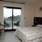 A Bota Hotel