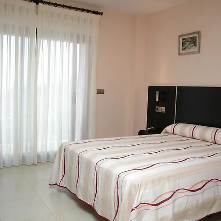 A Bota Hotell 3*